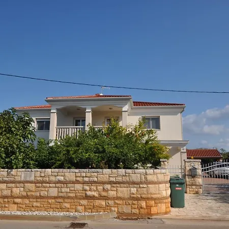דירה Kreso